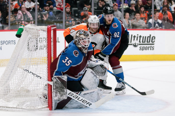 \"Колорадо Эвеланш\" дома уступил \"Филадельфии Флайерз\"