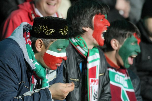 Болельщики \"Рубина\" против новой клубной эмблемы