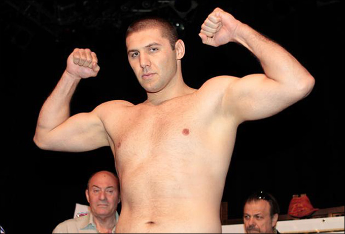 Боксеру удалили часть черепа