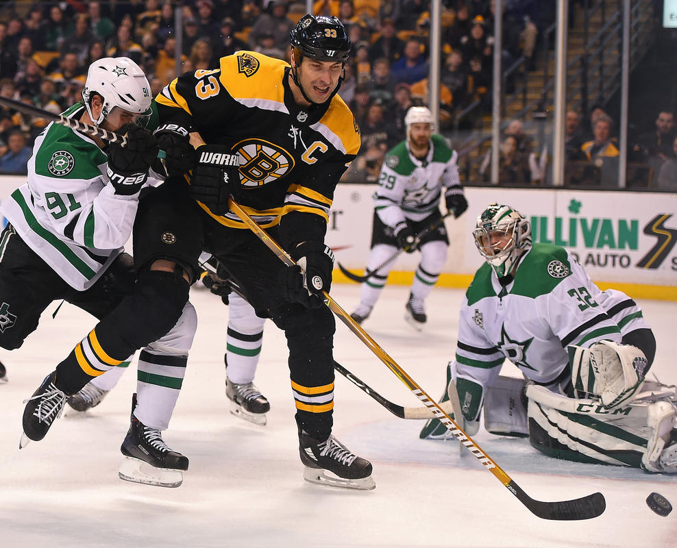 \"Даллас Старз\" оказались сильнее \"Бостон Брюинз\"