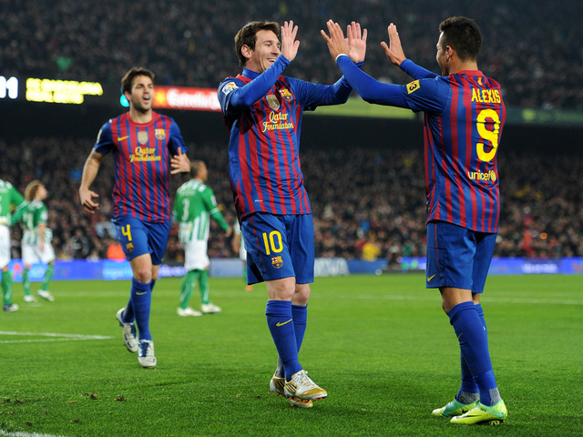 \"Барселона\" взяла три очка в матче с аутсайдером \"Депортиво\"