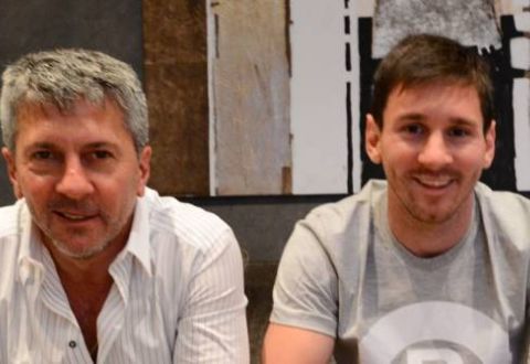 Отец Месси встретился с представителями \"Манчестер Сити\"