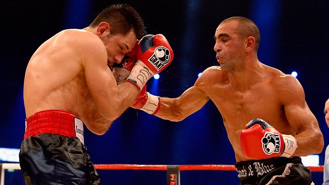 Солиман победил Штурма в Дюссельдорфе