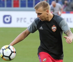 Макаров прокомментировал свой возможный переход из ЦСКА в "Тосно"