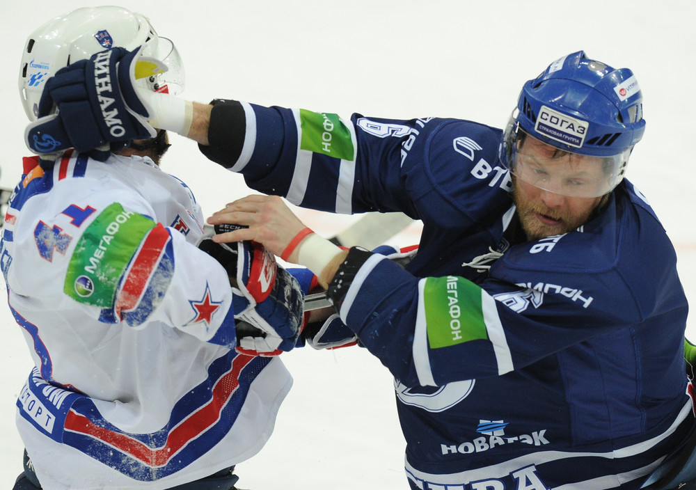 \"СКА\" добывает первую победу в полуфинальной серии