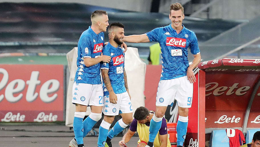 \"Наполи\" минимально одолел \"Фрозиноне\"