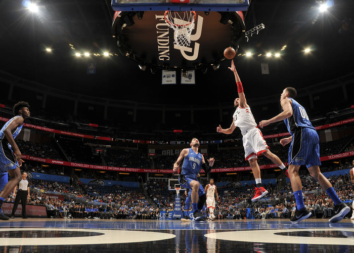 \"Торонто Рэпторс\" обыграли в гостях \"Орландо Мэджик\"