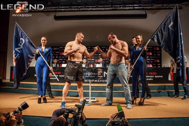 \"Удав\" задушил \"Копа\"