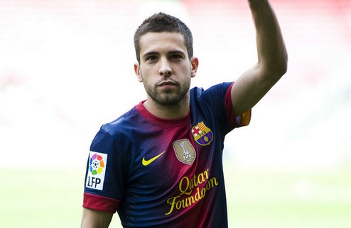 \"Барселона\" продлит контракт с Альбой