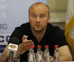 Хохлов считает, что Аякс сыграет против Ростова в атакующий футбол