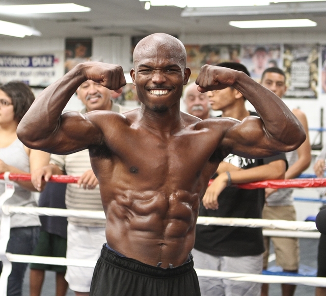 Брэдли поднялся на 3-ю строчку в рейтинге лучших боксеров