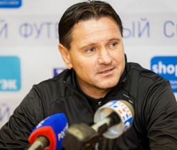 Дмитрий Аленичев недоволен, что Халк до сих пор не говорит по-русски