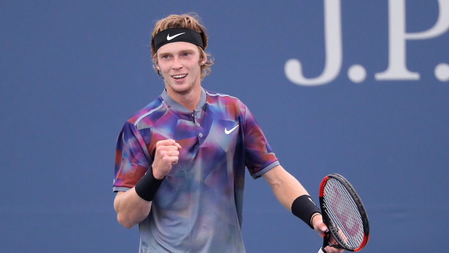 Рублев в двух сетах проиграл Ферреру