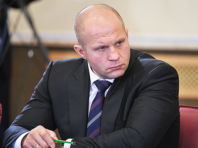 Официально: Емельяненко принял решение возобновить карьеру