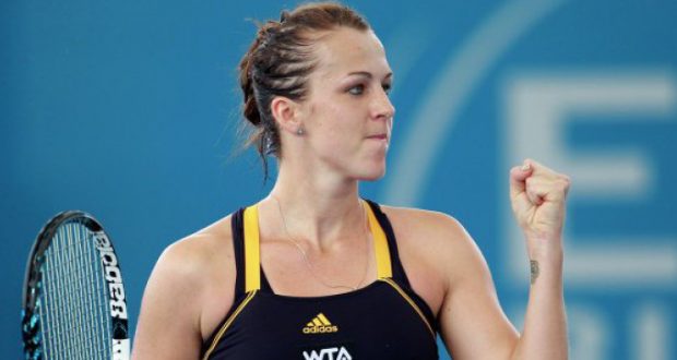 Павлюченкова прошла в четвертьфинал турнира в Страсбурге