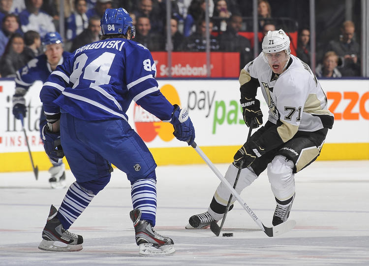 НХЛ. Победа \"Каролины\" над \"Нью-Джерси\", 3 очка Сёмина, 2 шайбы Ковальчука, травма Малкина