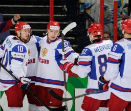 В четвертьфинале ЧМ по хоккею будет российско-американское противостояние