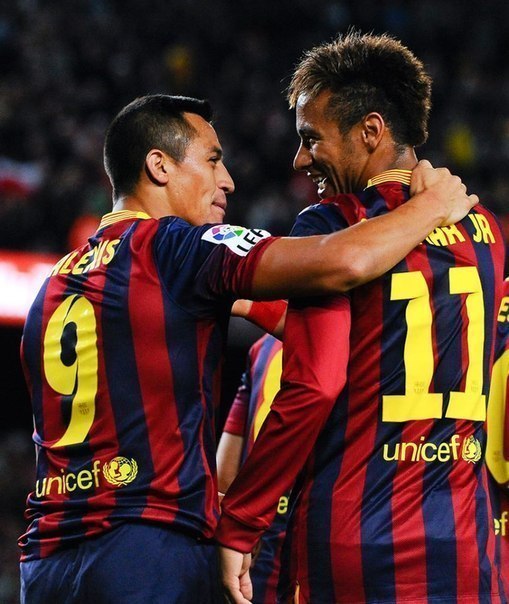 Санчес задолжал Неймару ужин