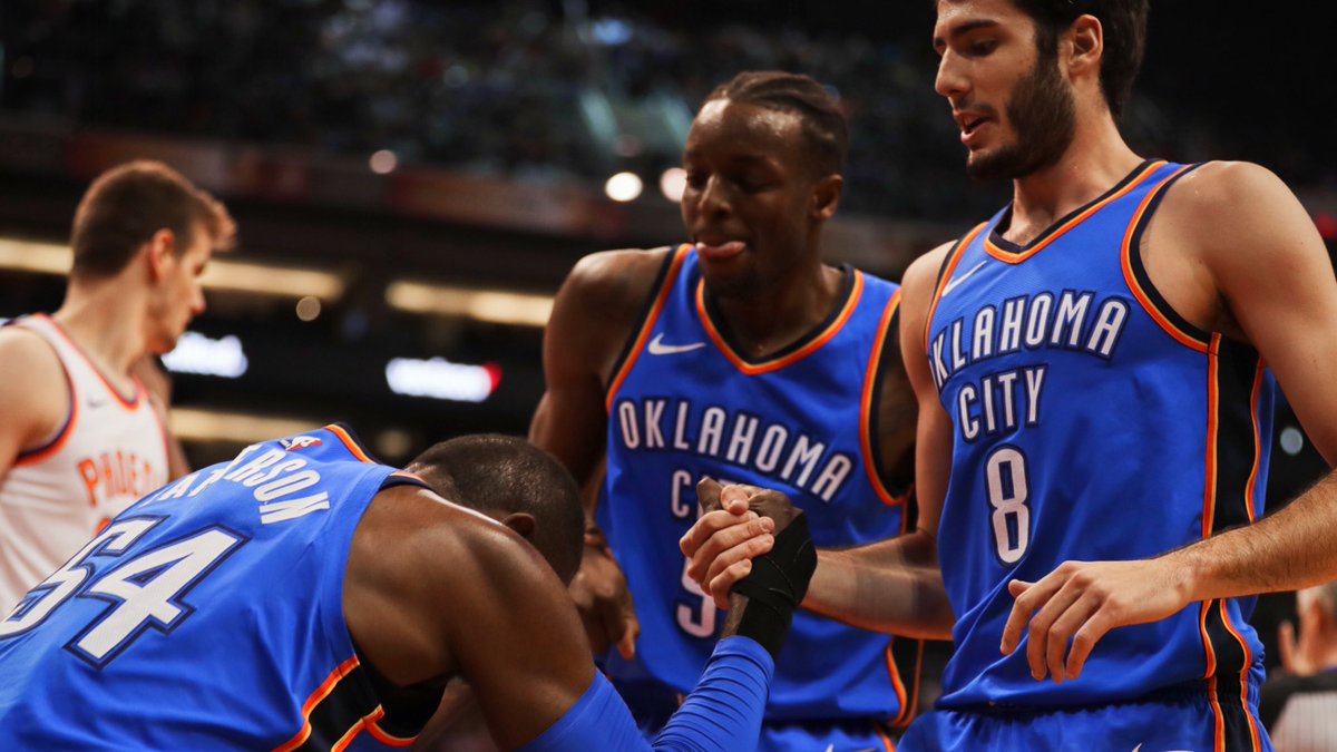 \"Финикс\" проиграл \"Оклахоме\"