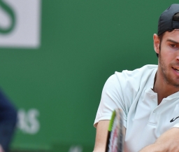 Хачанов вышел в третий круг турнира в Монте-Карло