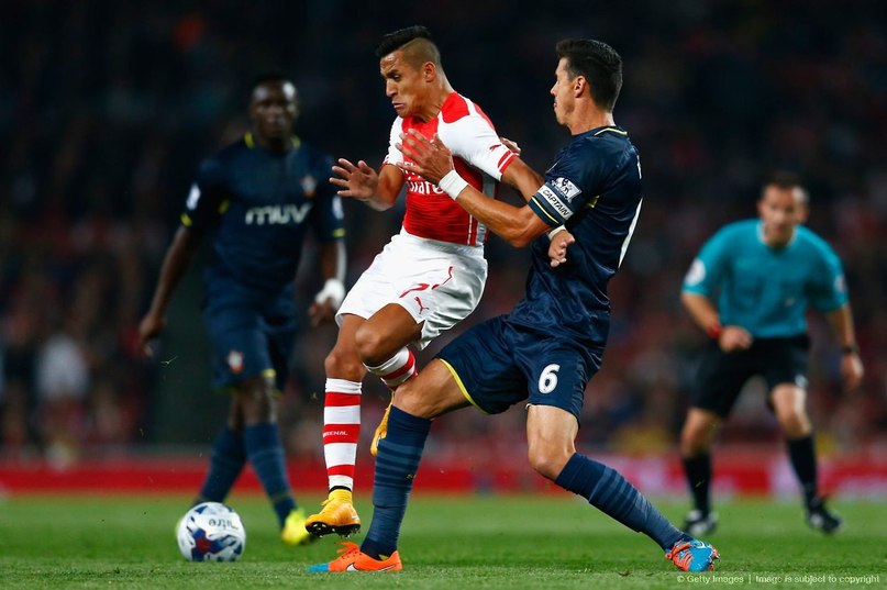 \"Арсенал\" и \"Эвертон\" сенсационно выбыли из Кубка лиги