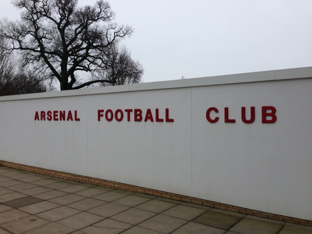 \"Канониры\"  работают \"в минус\"