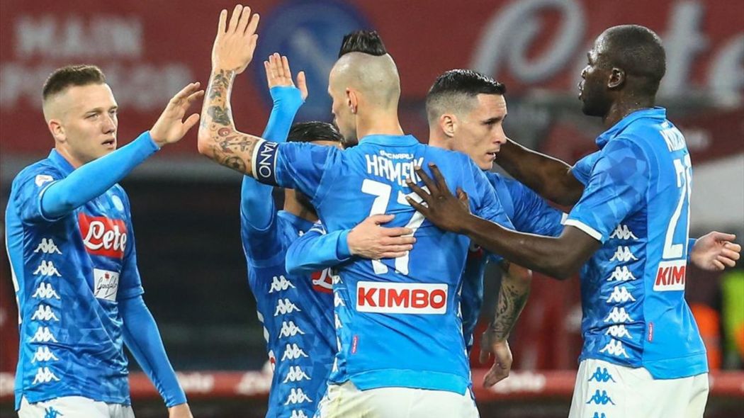 \"Наполи\" без труда разобрались с \"Сампдорией\"