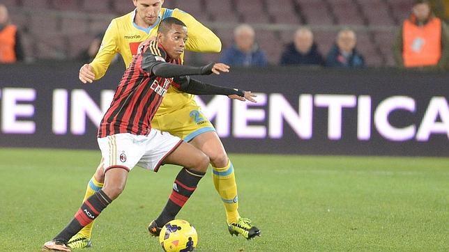 Робиньо не поможет \"Милану\" в первом матче против \"Атлетико\"