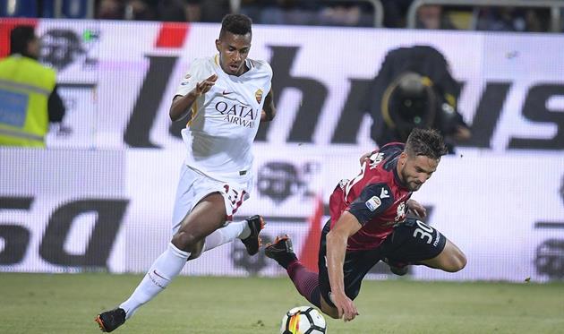 \"Рома\" минимально обыграла \"Кальяри\"