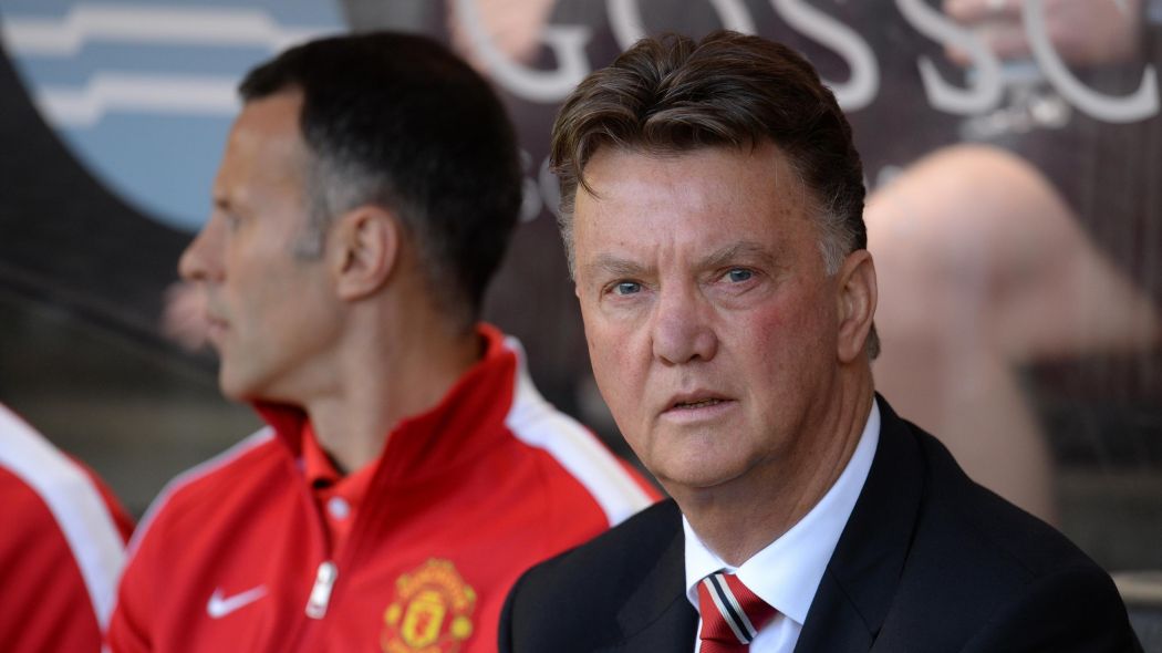 Ван Гал не исключил, что в январе \"МЮ\" приобретет форварда