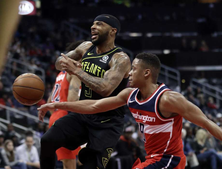 \"Вашингтон Уизардс\" без проблем обыграли \"Атланту Хоукс\"