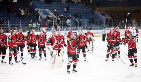\"Автомобилист\" и рижское \"Динамо\" выиграли в матчах 1/2 финала Кубка Надежды