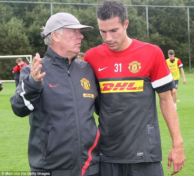 Сэр Алекс Фергюсон: \"Ван Перси никогда не перешел бы в \"Сити\"