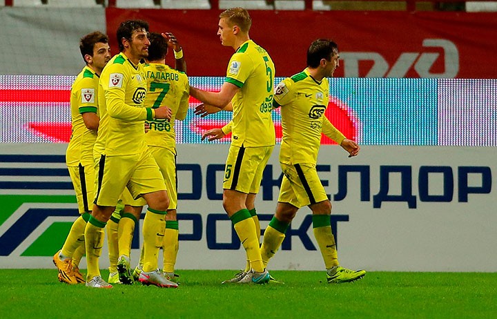 \"Анжи\" уверенно выиграл у \"Заглембе\"