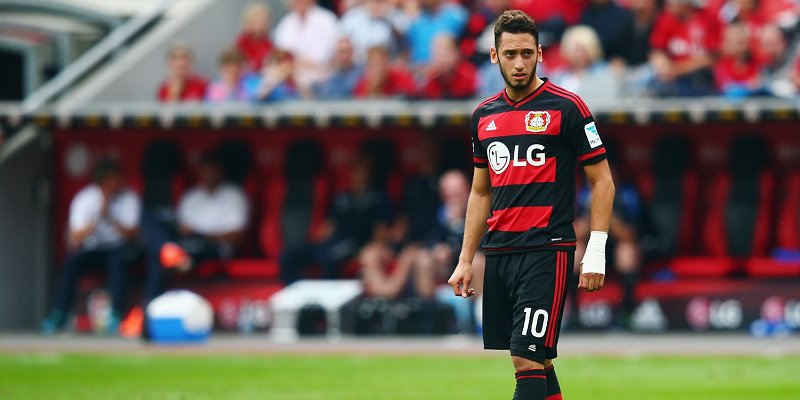 Чалханоглу перейдет в \"Милан\"