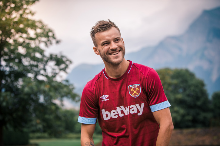 Ребров верит, что Ярмоленко заиграет в АПЛ