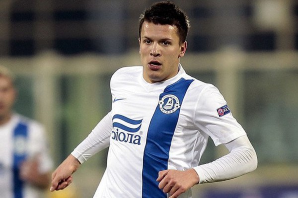 \"Сток Сити\" ждет решения Коноплянки