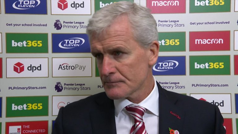 Хьюз прокомментировал матч с \"Лестером\"