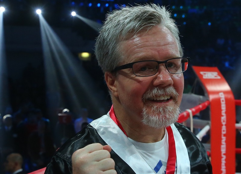 Роуч: ставлю на Головкина в бою с Альваресом