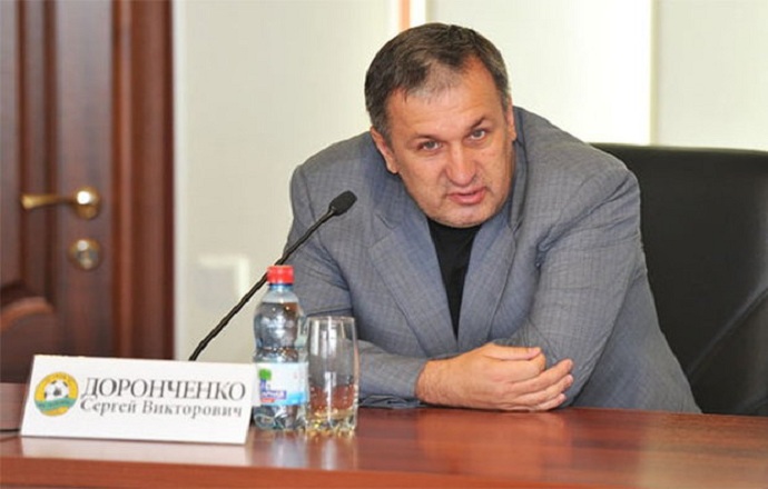 Спортдиректор \"Кубани\" назвал болельщиков \"кучкой моральных уродов\"