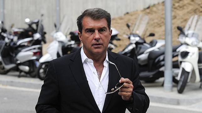 Экс-президент \"Барсы\" Лапорта: Месси не покинет \"Барселону\"