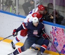 Сборная России по хоккею проиграла США в серии буллитов на Играх в Сочи-2014