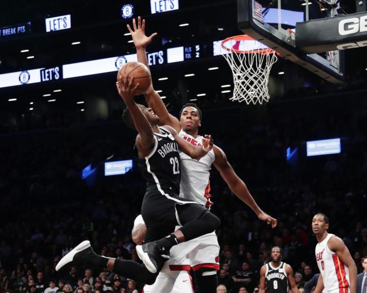 \"Майами Хит\" упустил победу над \"Бруклин Нетс\"