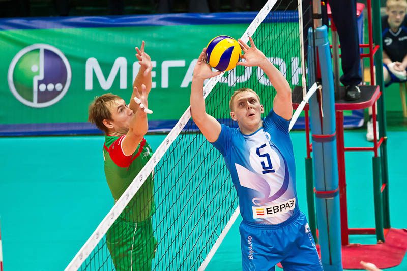 Московское \"Динамо\" продлило контракты с Гранкиным, Щербининым и Кругловым