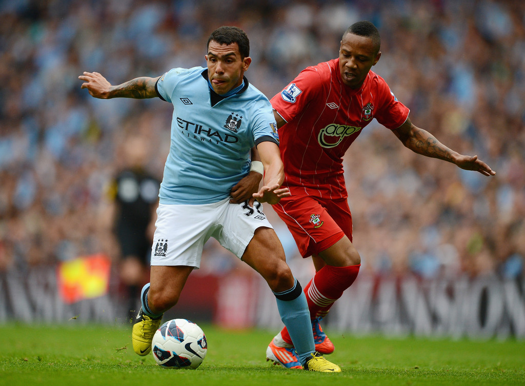 Тевес - лучший игрок \"Манчестер Сити\" в марте