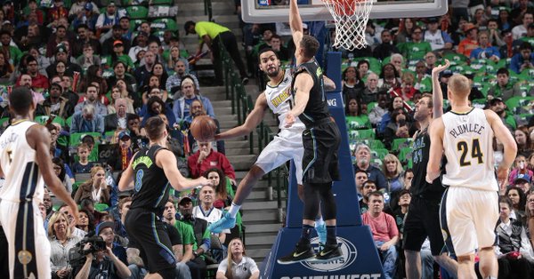 \"Даллас\" переиграл \"Денвер\"