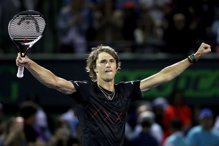 А. Зверев одержал победу над Карреньо-Бустой