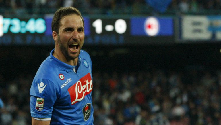 Игуаин хочет выиграть с \"Наполи\" чемпионат Италии