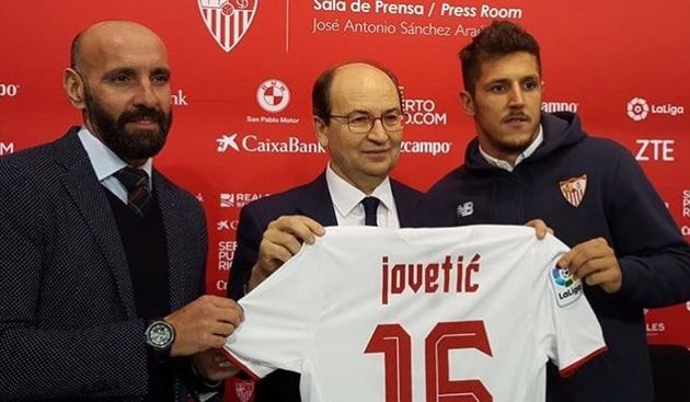 Официально: \"Севилья\" арендовала Йоветича