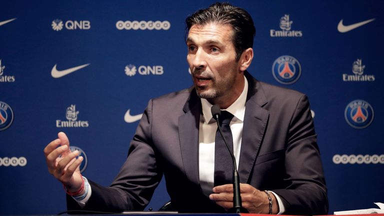 Липпи прокомментировал переход Буффона в \"ПСЖ\"